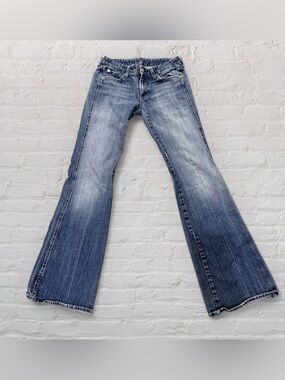 Vintage Y2K Low Rise Bootcut “A” Pocket Jeans 7 For All Mankind Medium Wash
